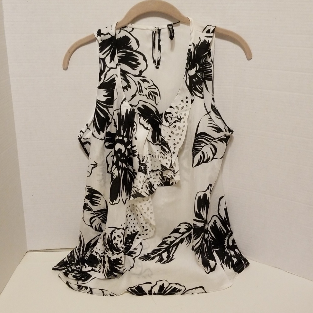 APT9 Ruffled Blouse